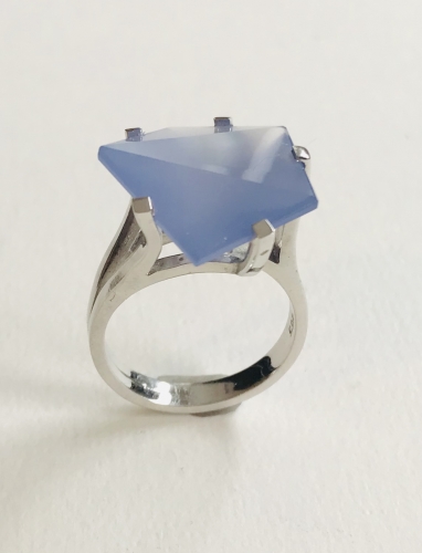 Chalcedon Damen Ring 585 WG