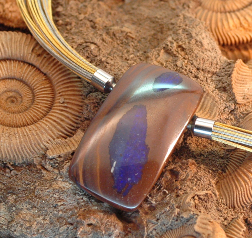 Opal-Matrix Anhänger mit Wechselschließe