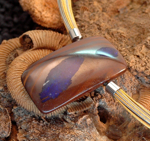 Opal-Matrix Anhänger mit Wechselschließe