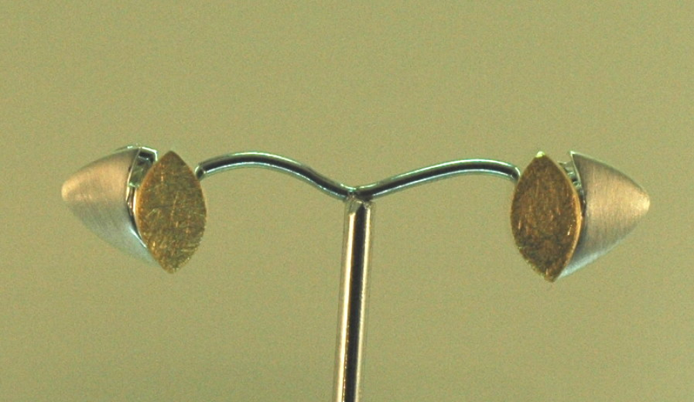 Silber-Ohrstecker navett vergoldet