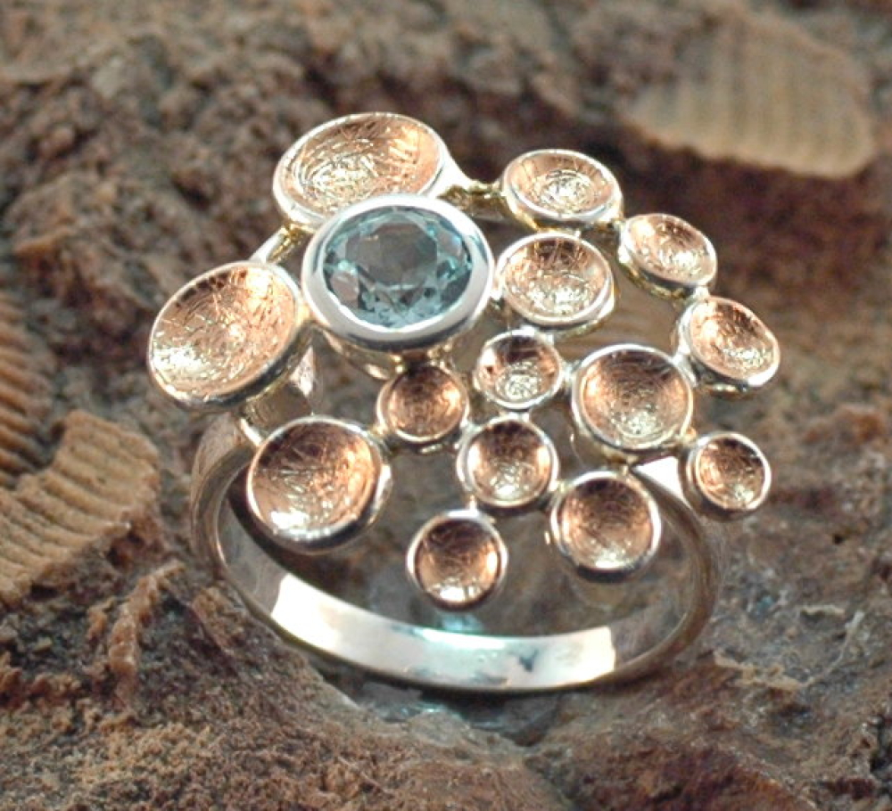 Edeltopas-Ring eismatt, rosevergoldet