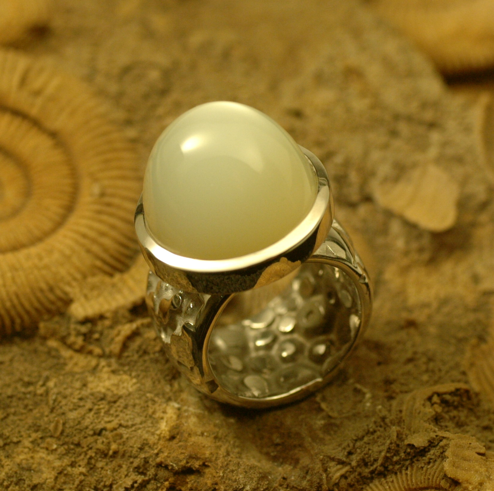 Mondstein Ring Silber