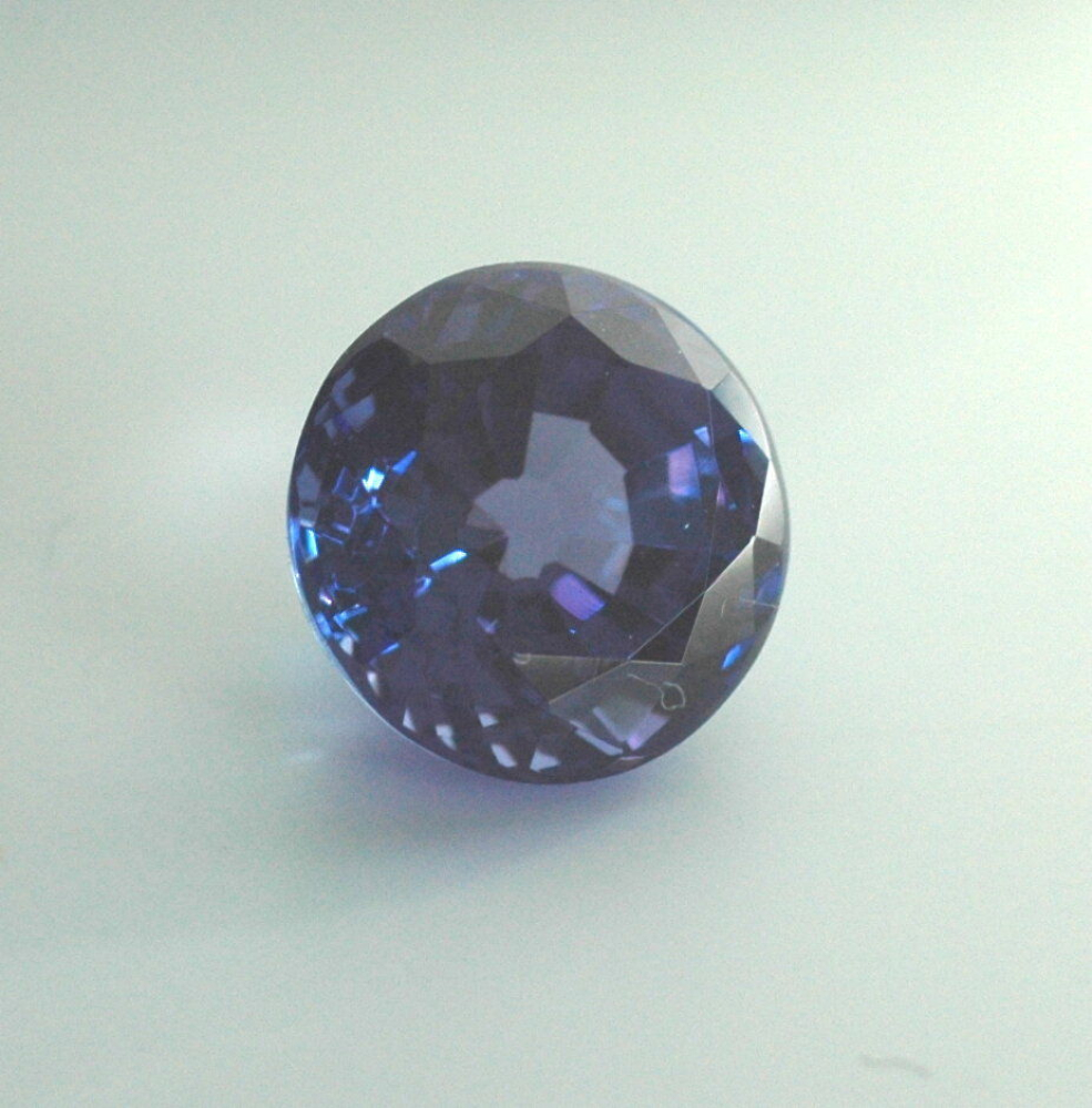 Tansanit rund 3,28ct fac.