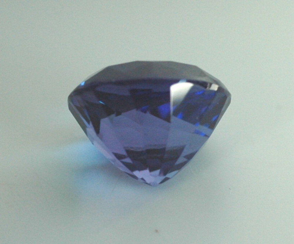 Tansanit rund 3,28ct fac.